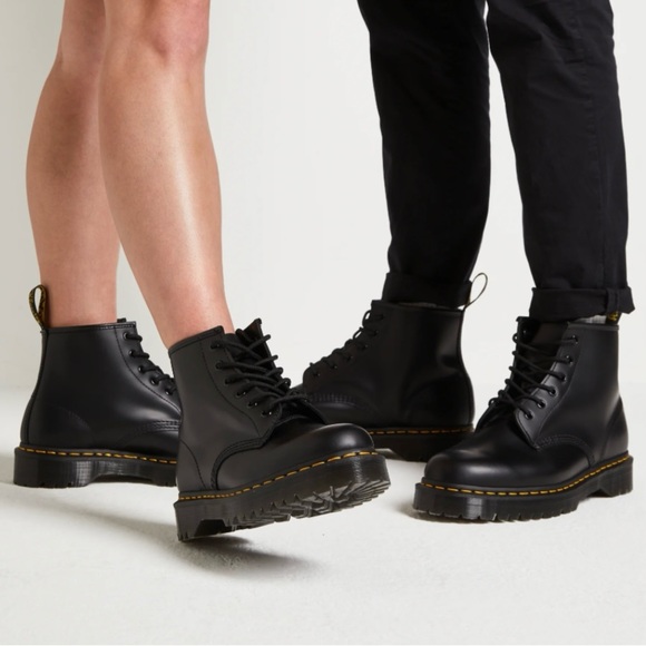 BRAND NEW Dr. Martens 101 Bex smooth boots Black Size 6 - Picture 2 of 12